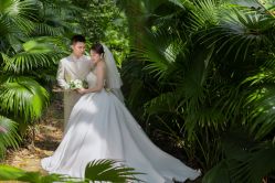 -挪娅婚纱摄影皇家会所