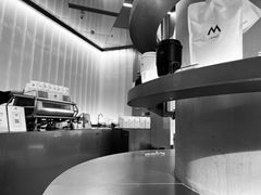 -M Stand(上海人民广场来福士店)