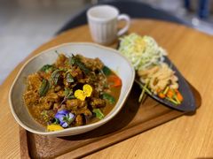 日式咖喱杂蔬鸡肉小麦饭-HELLO 27 意面·沙拉·帕尼尼