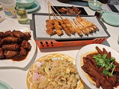 -嗨辣小聚·盘锦河蟹·海鲜烧烤龙虾(盘锦十年好店)