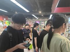 -好特卖HotMaxx(杭州滨江宝龙城店)