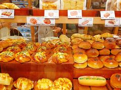-小飞象面包公社(珠江路金鹰店)