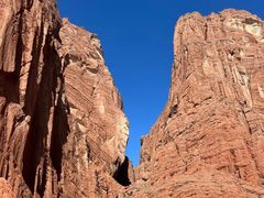 -天山神秘大峡谷