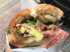 -Bánh Mì Huynh Hoa