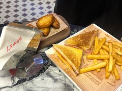 -人民咖啡馆(四行仓库店)