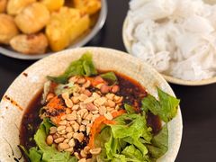 -余庆小吃(小吃一条街店)