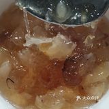 胶原蛋白满满，然后可以增加银耳汤的粘稠度