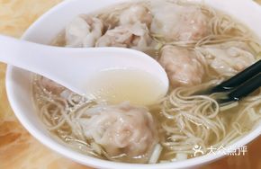 Fresh Meat and Shrimp Wonton Noodles