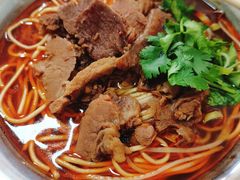 红油牛肉面-薛记襄阳香辣牛肉面(平安路店)