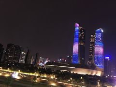 -南京眼步行桥