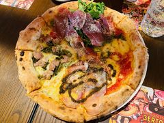 四季披萨-BOTTEGA意库(中骏世界城店)