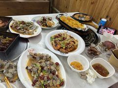 -老东镇啤酒屋海鲜加工·蒸汽海鲜·海鲜烧烤(台东店)