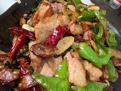 烤藏香猪肉-蘑统田下·野生菌火锅