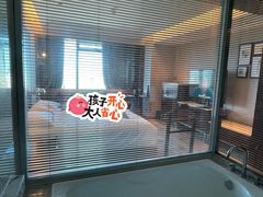 -上海龙之梦万丽酒店