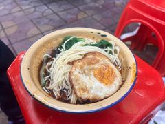 -张记奔吃小面