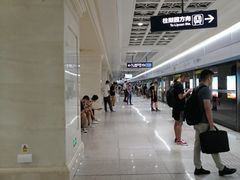-黄浦路(地铁站)