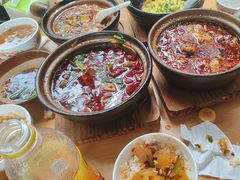 -有红鸡毛店·砂锅菜(抚琴夜市店)