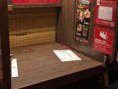 -一兰拉面(梅田阪急东通店)