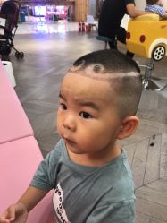 点击看大图 -Oh my head 儿童理发(丹尼斯大卫城店)