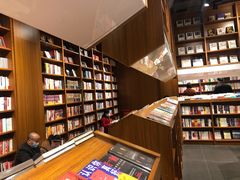 -阅·潮Readzone(珠海华发商都店)