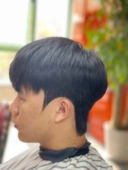 -米娜男士新国潮理发馆