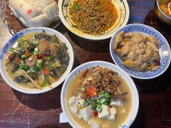 -蓝田九大碗民俗食府(蓝田店)
