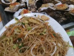 -蚝哥花姐湛江烤生蚝(美丽湾市场店)
