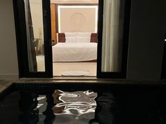 -三亚亚龙湾铂尔曼别墅度假酒店