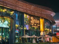-临界音乐酒馆·小龙虾·江湖菜(华熙LIVE·鱼洞店)