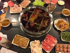 -邓莽子老火锅(中兴路总店)