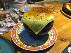-米德维奇俄式西餐厅(西六道街店)