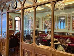 -秘密旅行Bonjour(黑金冠 江南西店)