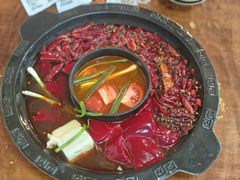 -黄潇洒老火锅(九眼桥宏济巷店)