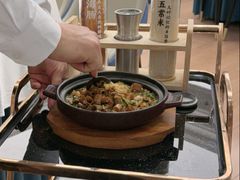 -品海楼·大连海胆锅贴馆(东港店)