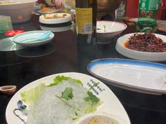 -川流不息·地道川菜·小龙虾(新松江路店)