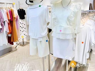 比在商场逛的衣服好看多了而且价格便宜好多了