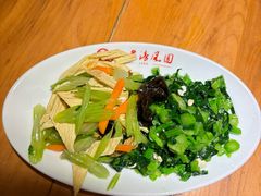 -清风园肘子馆(万家大激店)