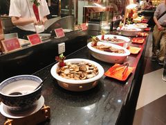 自助取餐区-四海一家自助餐(益田假日广场店)