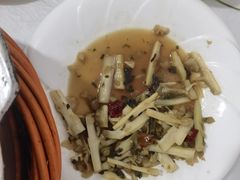 -天乐农家鱼头王(天目湖店)