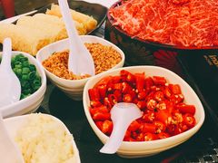 -鲜入围煮花胶鸡海鲜火锅