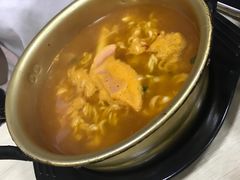 -拌来拌去石鍋拌飯(文鼎店)