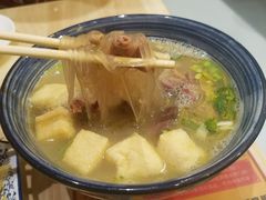 金陵鸭血粉丝汤-弄堂小笼包(西青中北永旺购物中心店)
