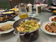 -松沪名灶·豆浆鱼头·新上海菜(飞航吾悦广场店)