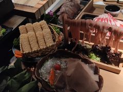 -湊湊火锅·茶憩(杭州湖滨银泰in77店)