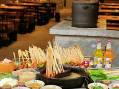 -郑记·古法黑砂锅串串(龙泉店)