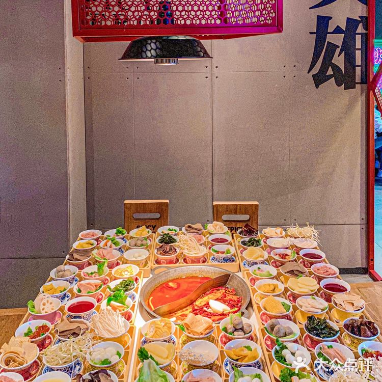 东莞探店‼️98吃18个菜🔥桃子冰沙好绝  