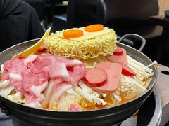 泡菜五花肉锅-炙韩料理·部队锅专门店