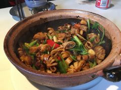 -八府香鸭·啫啫煲(华山路店)