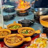 万宁这家……座无虚席！！还是这种烟火气小店🔥