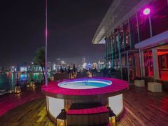 -VENU+海景酒廊